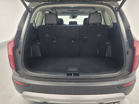 Used 2021 Kia Telluride EX image 29