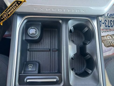 Used 2025 Ford Expedition Max Active RWD image 44