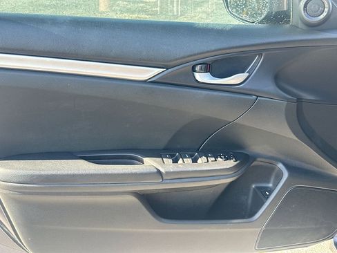 Used 2021 Honda Civic Sport image 16