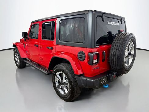 Used 2024 Jeep Wrangler Unlimited w/ Convenience Group AWD/4WD image 7