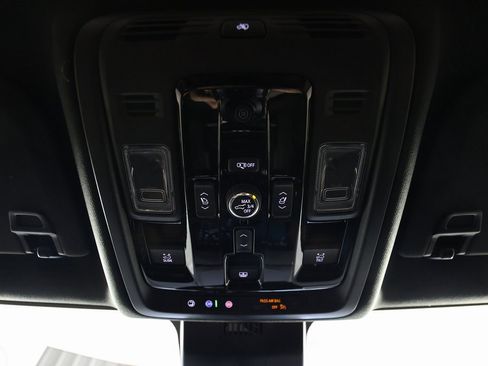 Used 2026 GMC Yukon Denali Ultimate image 37