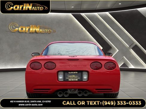 Used 2001 Chevrolet Corvette Coupe w/ Preferred Equipment Group1 RWD image 6
