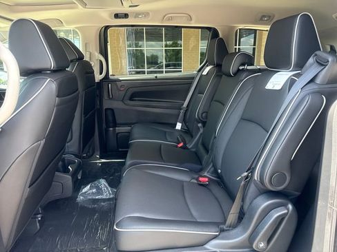 New 2026 Honda Odyssey Touring image 20
