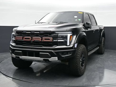 Used 2025 Ford F150 Raptor AWD/4WD image 3