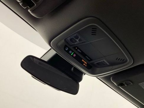 Used 2024 Chevrolet Malibu LT image 19