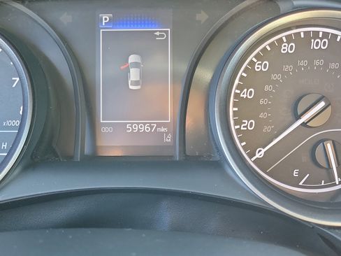 Used 2023 Toyota Camry SE image 25