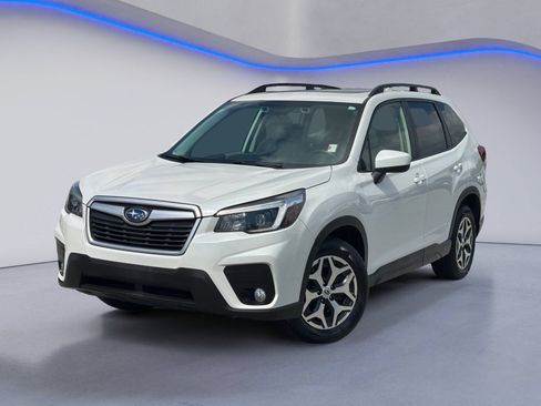 Used 2021 Subaru Forester Premium AWD/4WD image 2
