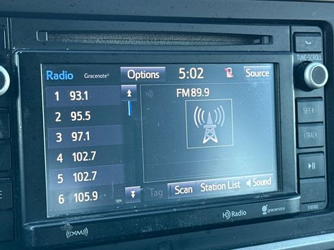 Certified 2017 Toyota Tacoma SR5 image 15