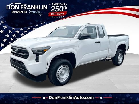 Used 2024 Toyota Tacoma SR RWD image 1