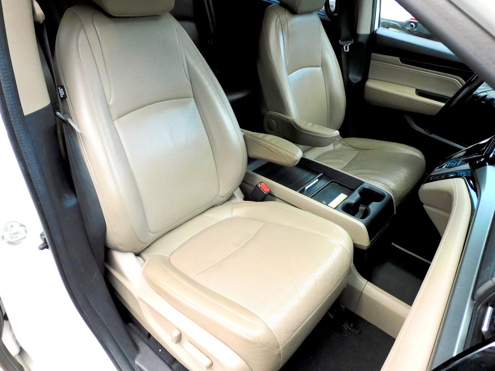 Used 2018 Honda Odyssey Elite image 21