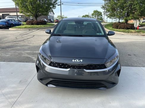 Certified 2023 Kia Forte LXS w/ LXS Technology Package FWD image 2