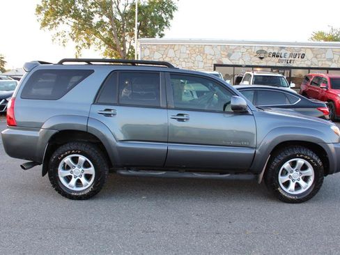 Used 2008 Toyota 4Runner Sport AWD/4WD image 7