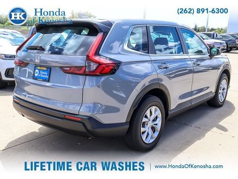 Used 2024 Honda CR-V LX image 5