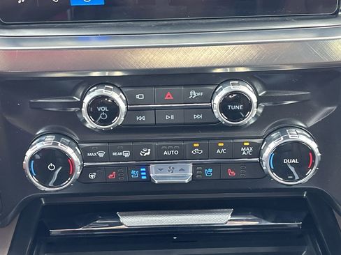 Used 2025 Ford F250 King Ranch w/ Chrome Package image 23