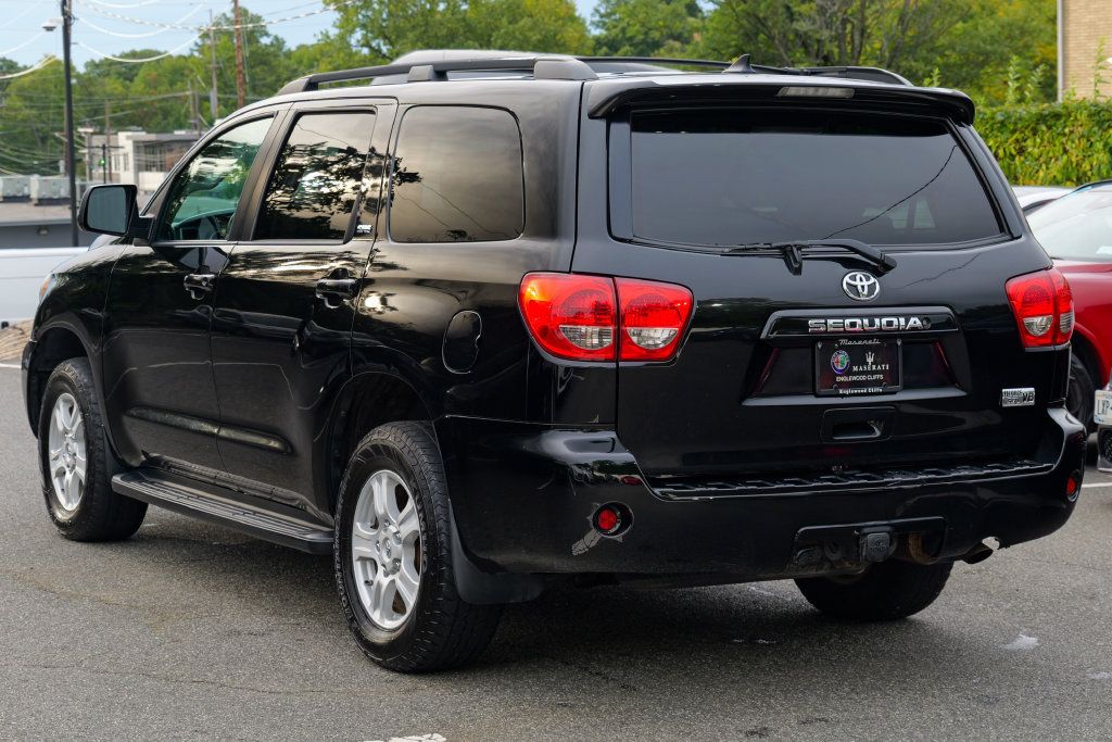 Used 2013 Toyota Sequoia SR5 AWD/4WD image 5
