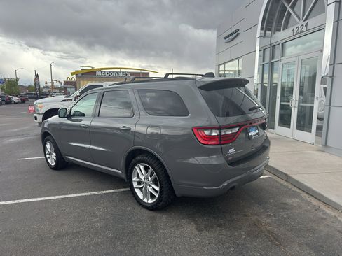Used 2023 Dodge Durango GT AWD/4WD image 3