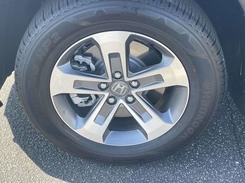 Used 2026 Honda Pilot EX-L image 12