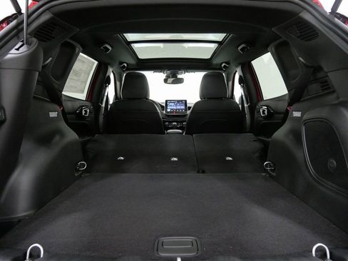 New 2026 Jeep Compass Latitude w/ Sun and Sound Group image 28