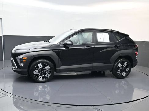 Certified 2024 Hyundai Kona SEL AWD/4WD image 7