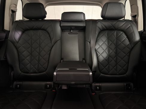 Certified 2025 BMW X7 xDrive40i AWD/4WD image 29
