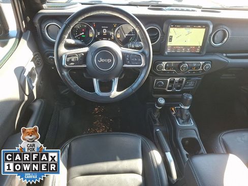Used 2022 Jeep Wrangler Unlimited Sahara w/ Cold Weather Group image 12