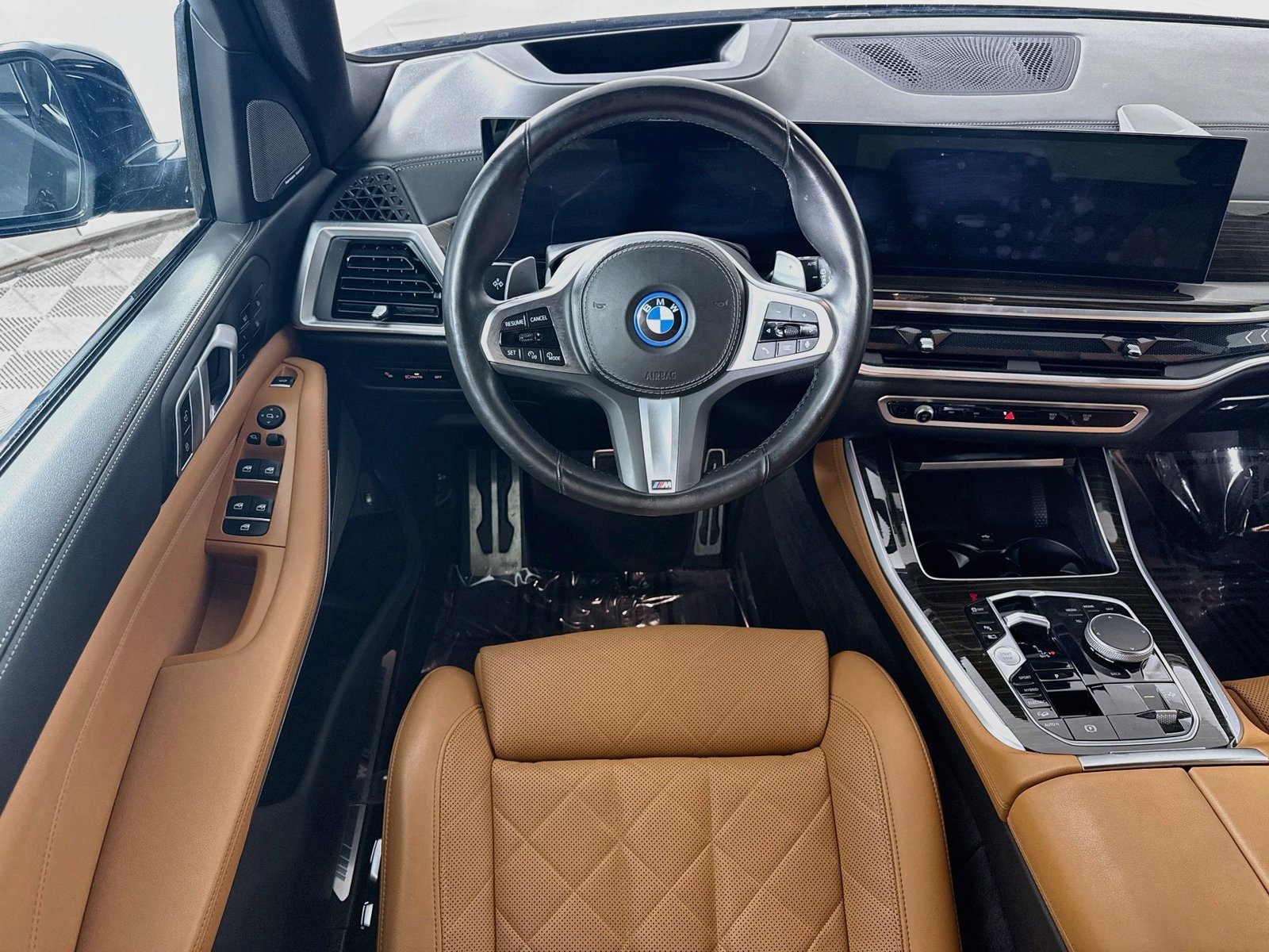 Used 2024 BMW X5 xDrive50e w/ M Sport Package AWD/4WD image 22