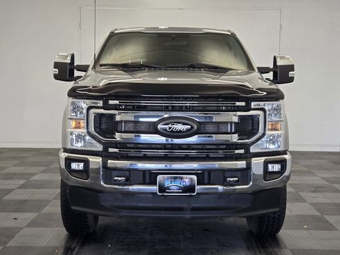 Used 2022 Ford F250 XLT w/ XLT Premium Package image 3