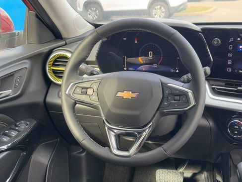 New 2026 Chevrolet Trax LT w/ Driver Confidence Package image 7