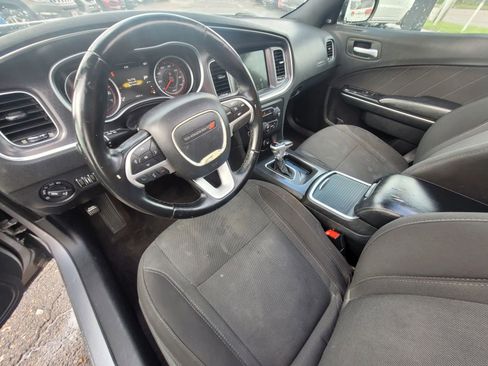 Used 2016 Dodge Charger SXT w/ Navigation & Travel Group image 20