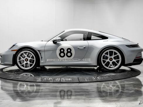Used 2024 Porsche 911 GT3 RS image 7