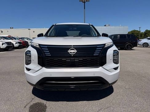 New 2026 Nissan Rogue SL AWD/4WD image 3