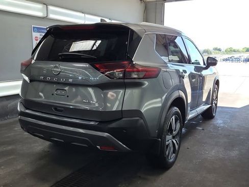 Used 2023 Nissan Rogue SL w/ SL Premium Package AWD/4WD image 5
