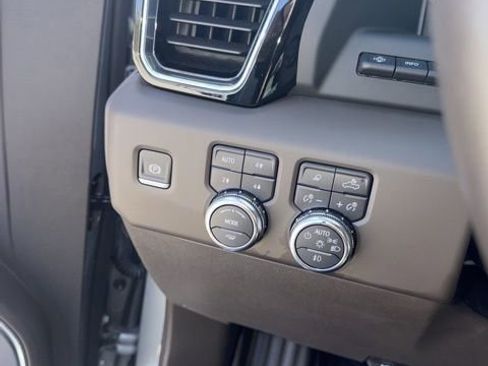 Certified 2024 GMC Sierra 1500 Denali w/ Denali Reserve Package image 8