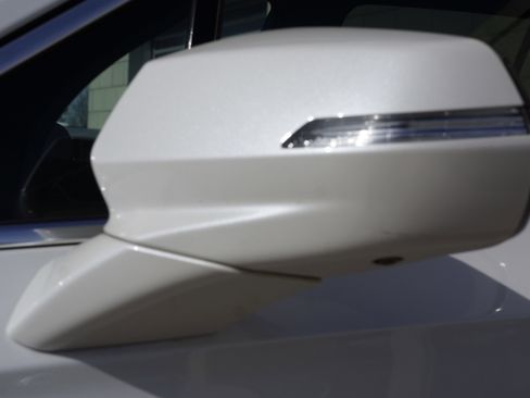 Used 2023 Cadillac XT6 Premium Luxury w/ LPO, Floor Liner Package image 20