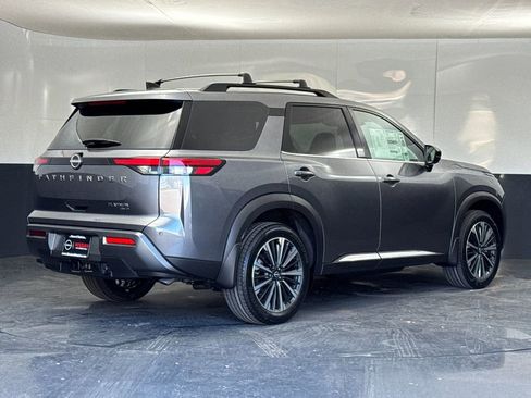 New 2026 Nissan Pathfinder Platinum w/ Cargo Package AWD/4WD image 3