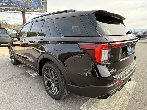 New 2026 Ford Explorer ST w/ Sun And Sound Package image 7