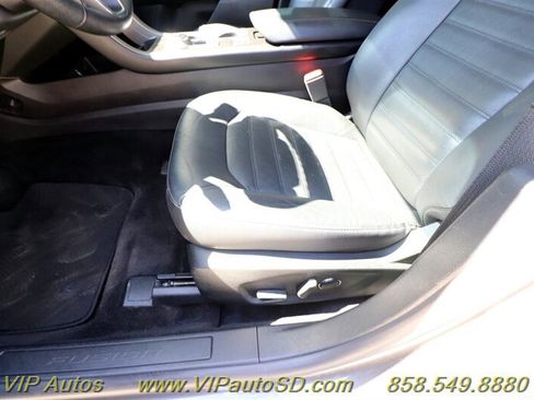 Used 2018 Ford Fusion Energi SE image 14