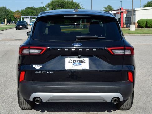 Used 2025 Ford Escape Active FWD image 5