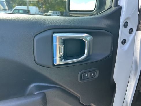 New 2026 Jeep Gladiator Sport image 33