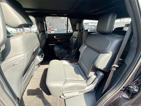 Used 2025 Ford Expedition Platinum w/ Stealth Appearance Package image 24