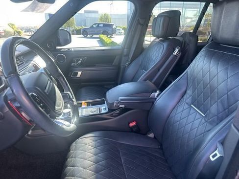 Used 2022 Land Rover Range Rover SV Autobiography Dynamic image 9