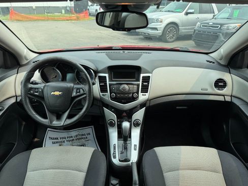 Used 2016 Chevrolet Cruze LS FWD image 20