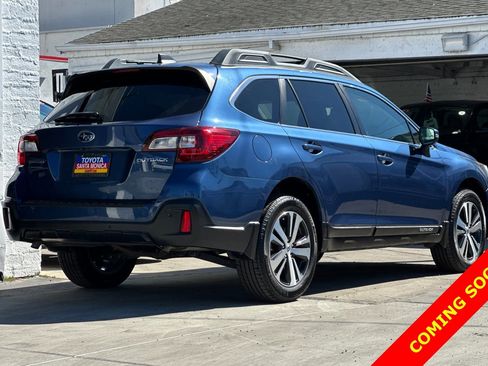 Used 2019 Subaru Outback 3.6R Limited w/ Popular Package #2 image 4