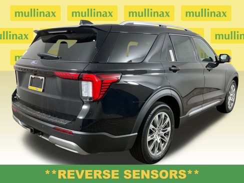 New 2026 Ford Explorer Platinum image 4
