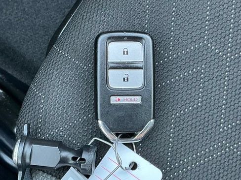 Used 2016 Honda Fit EX image 18