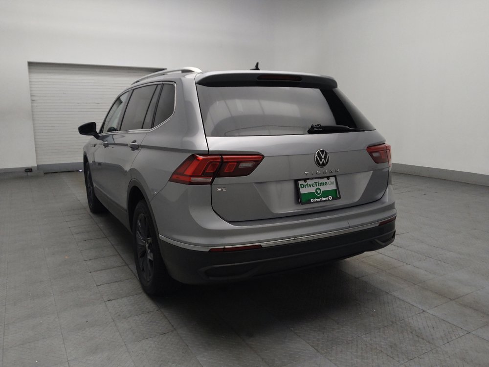 Used 2024 Volkswagen Tiguan SE FWD image 5