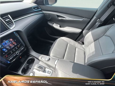 Used 2025 INFINITI QX50 Pure image 21