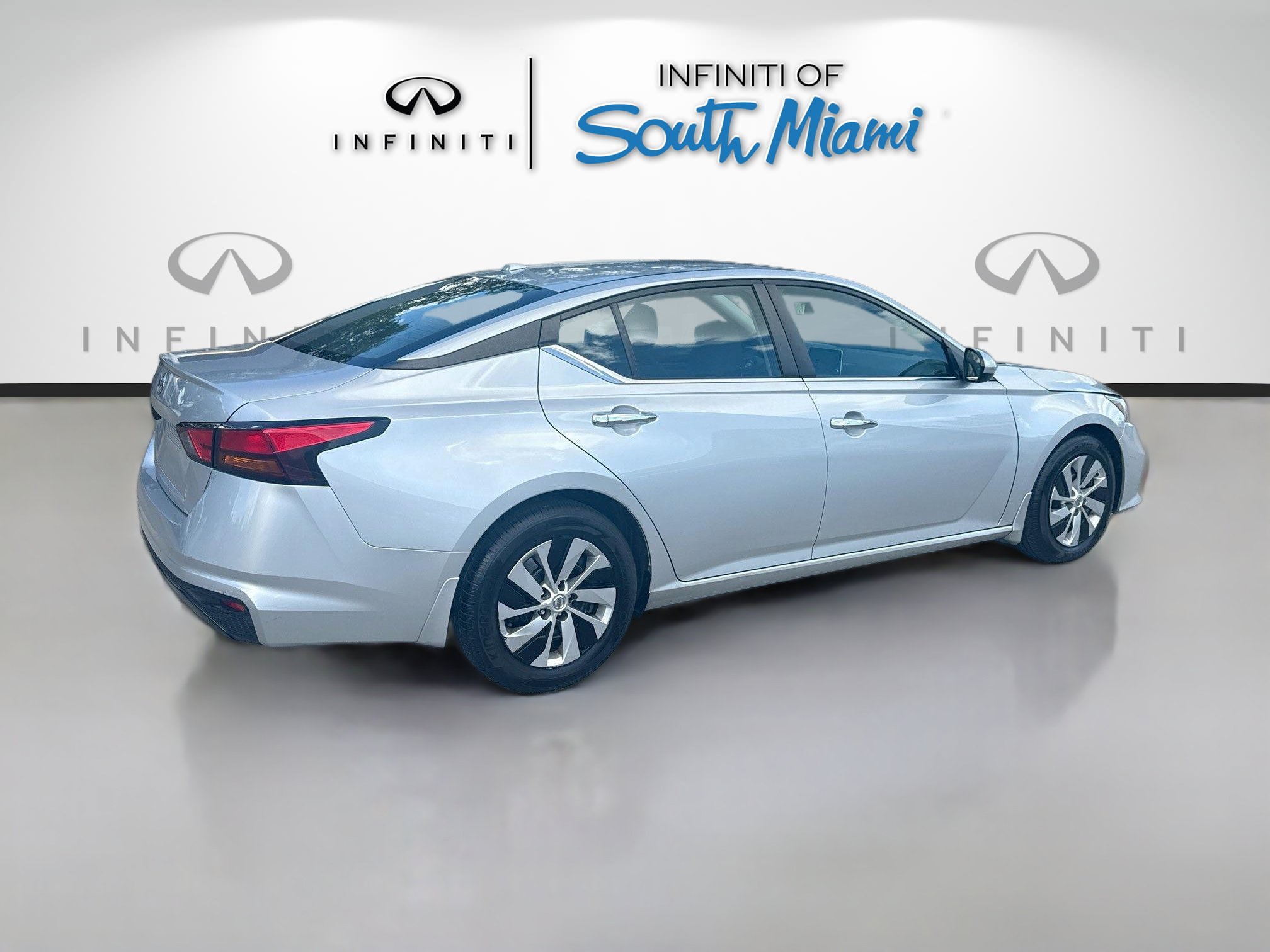 Used 2019 Nissan Altima 2.5 S FWD image 7
