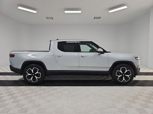 Used 2023 Rivian R1T Adventure image 6