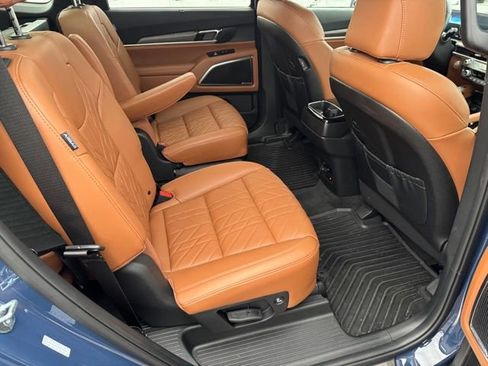 Used 2025 Kia Telluride SX Prestige X-Line image 14